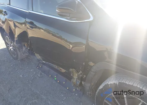 2018 Toyota Highlander Se from USA, damaged, VIN 5TDKZRFH5JS532908